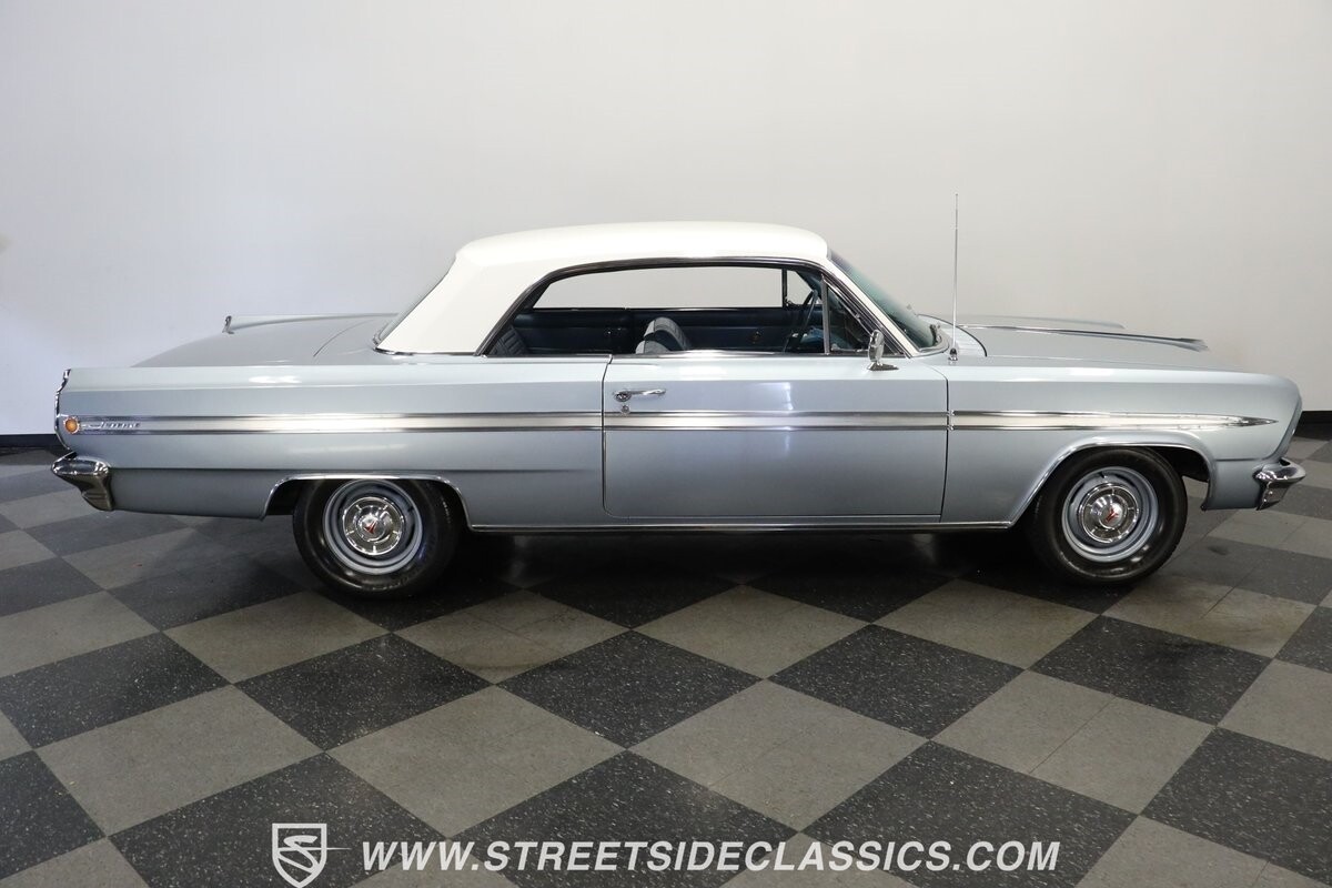 Oldsmobile-Cutlass-1963-Coupe-12