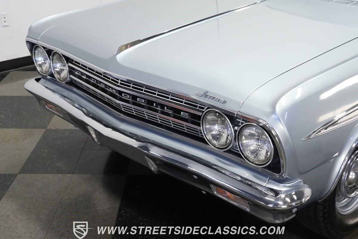 Oldsmobile-Cutlass-1963-Coupe-18