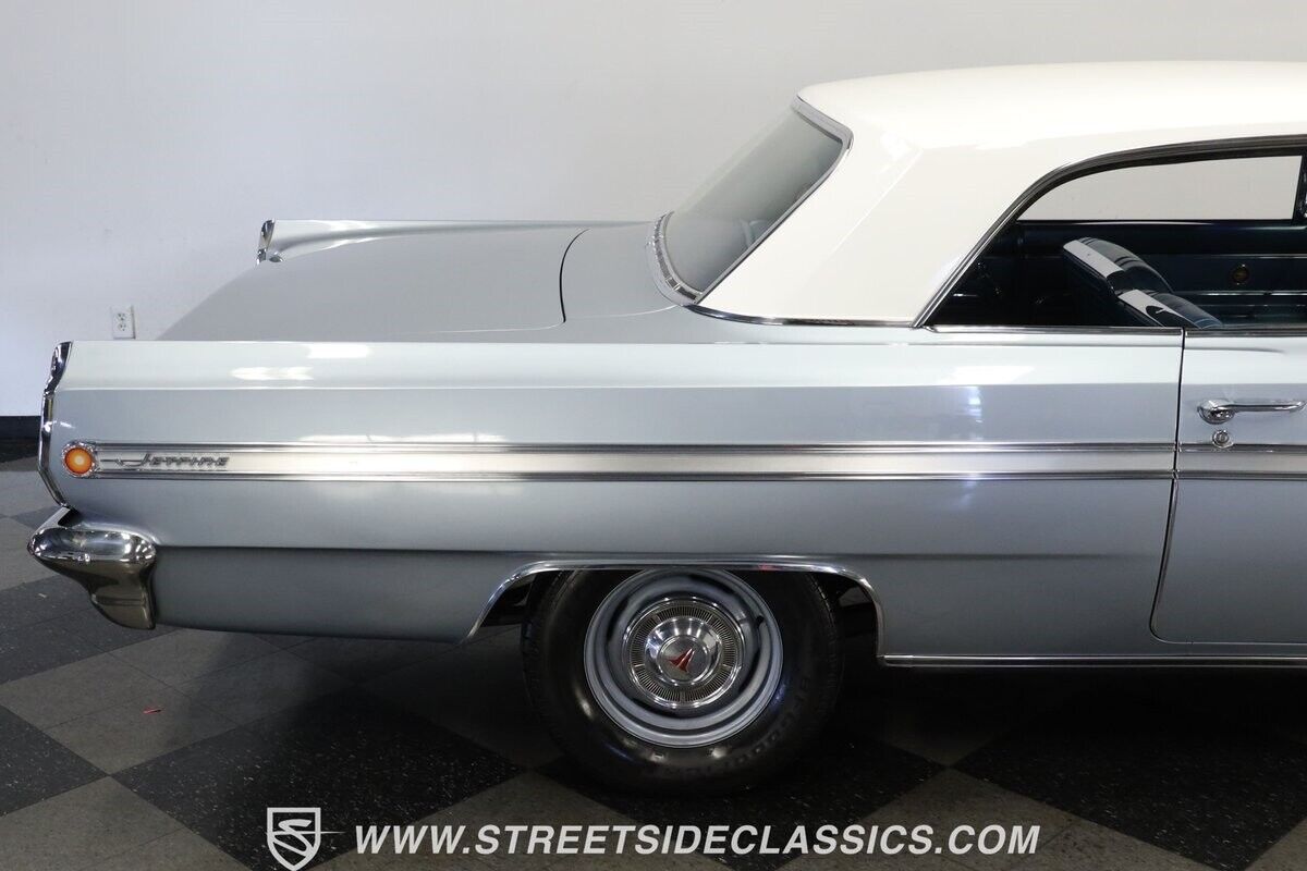 Oldsmobile-Cutlass-1963-Coupe-26