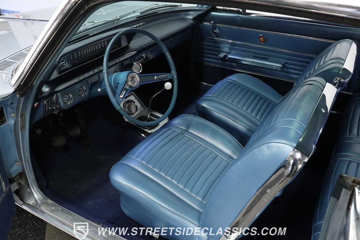 Oldsmobile-Cutlass-1963-Coupe-4