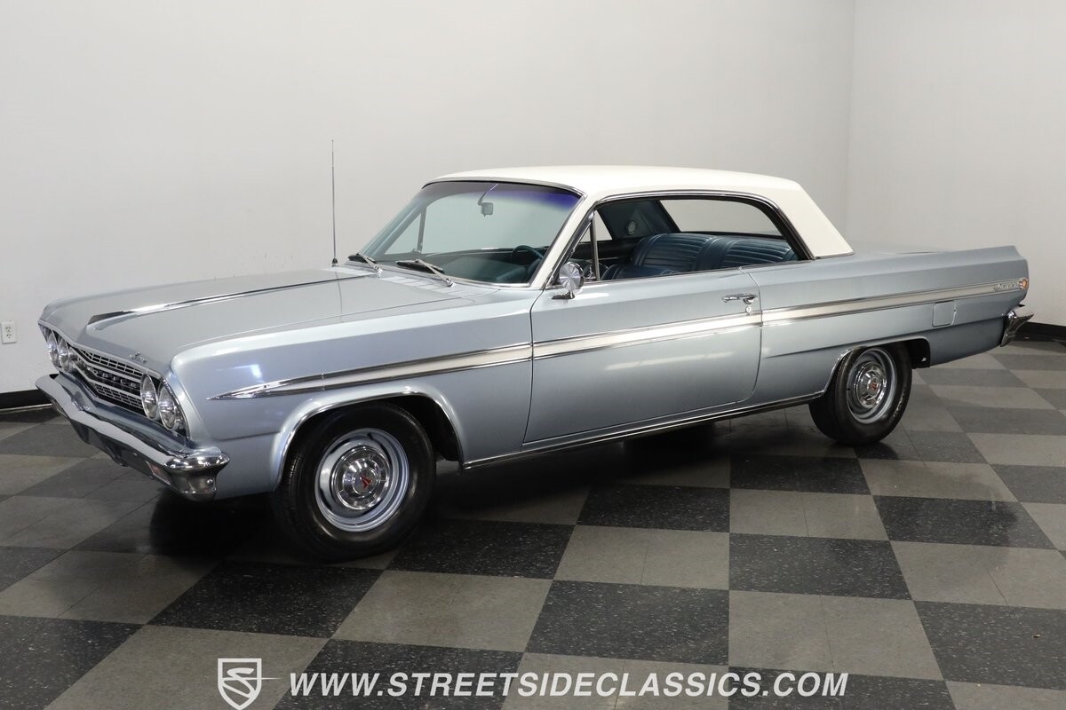 Oldsmobile-Cutlass-1963-Coupe-5