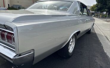 Oldsmobile-Cutlass-1964-10