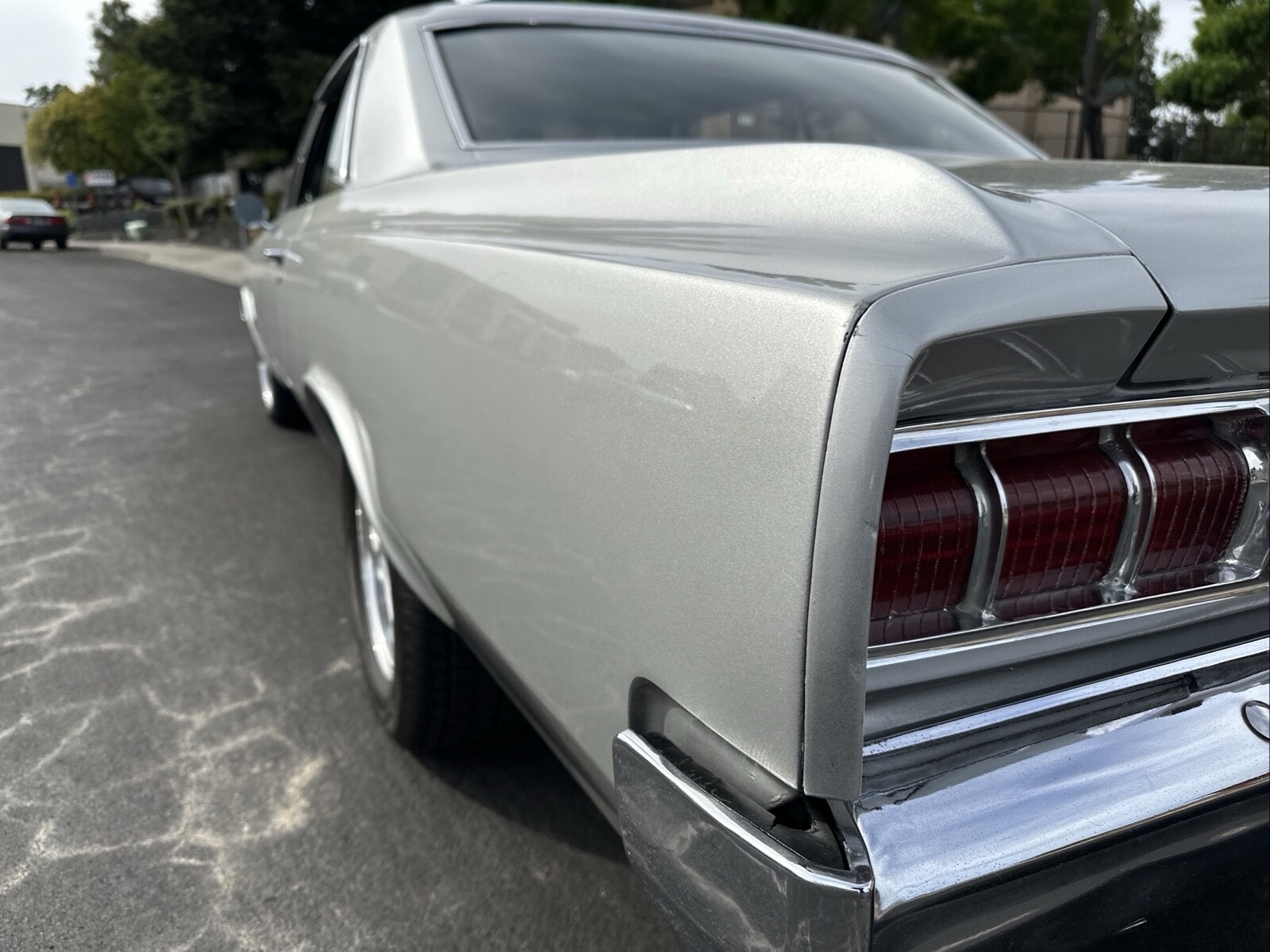 Oldsmobile-Cutlass-1964-11