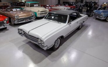 Oldsmobile-Cutlass-1965-Convertible-12