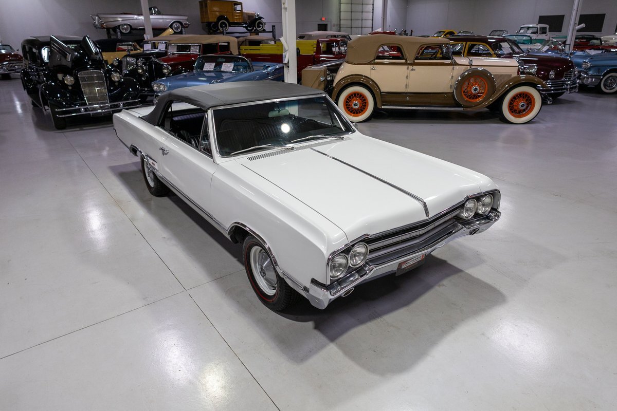 Oldsmobile-Cutlass-1965-Convertible-14
