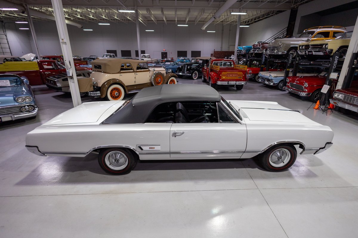 Oldsmobile-Cutlass-1965-Convertible-15