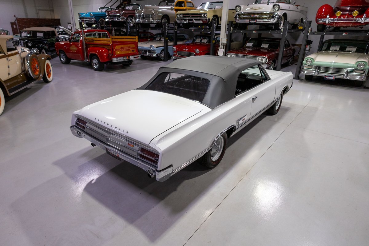 Oldsmobile-Cutlass-1965-Convertible-16