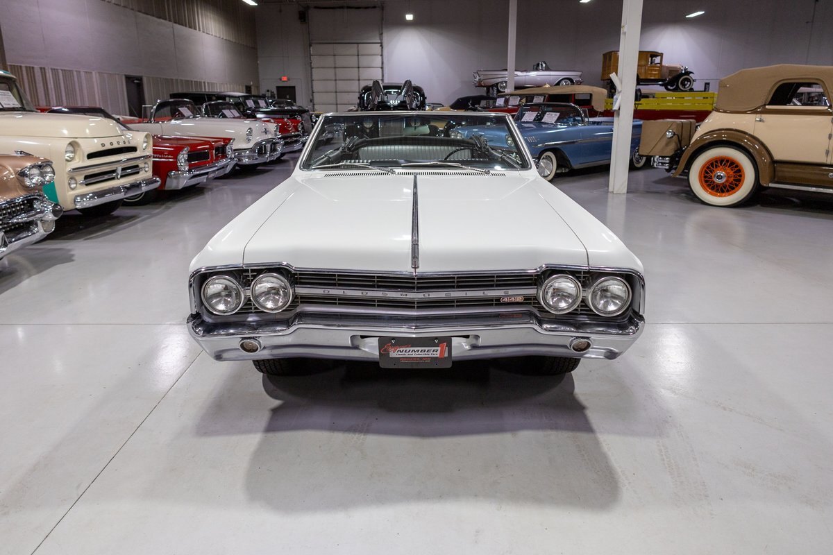 Oldsmobile-Cutlass-1965-Convertible-21