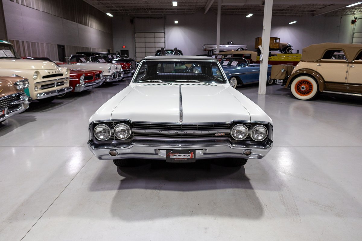 Oldsmobile-Cutlass-1965-Convertible-29