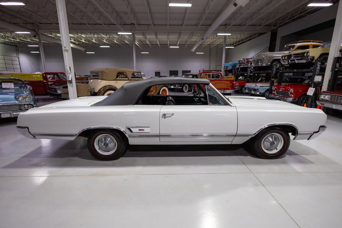 Oldsmobile-Cutlass-1965-Convertible-31
