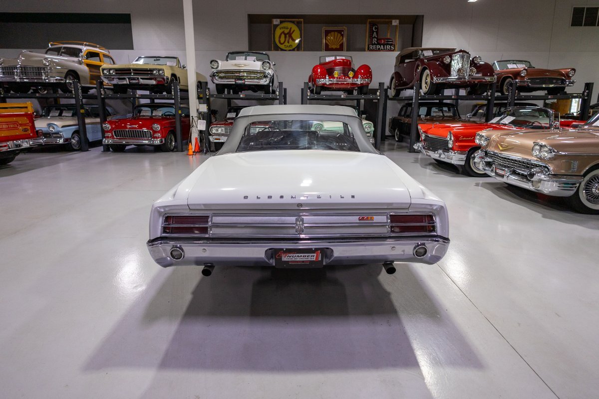 Oldsmobile-Cutlass-1965-Convertible-33