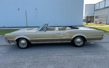 Oldsmobile-Cutlass-1967-Convertible-12