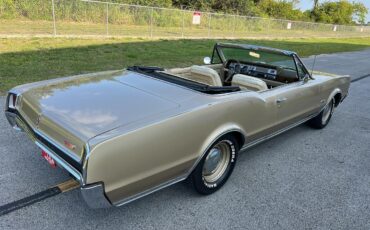 Oldsmobile-Cutlass-1967-Convertible-15