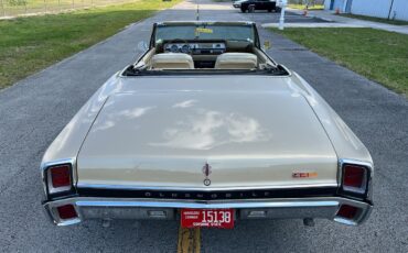 Oldsmobile-Cutlass-1967-Convertible-16