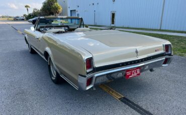 Oldsmobile-Cutlass-1967-Convertible-17