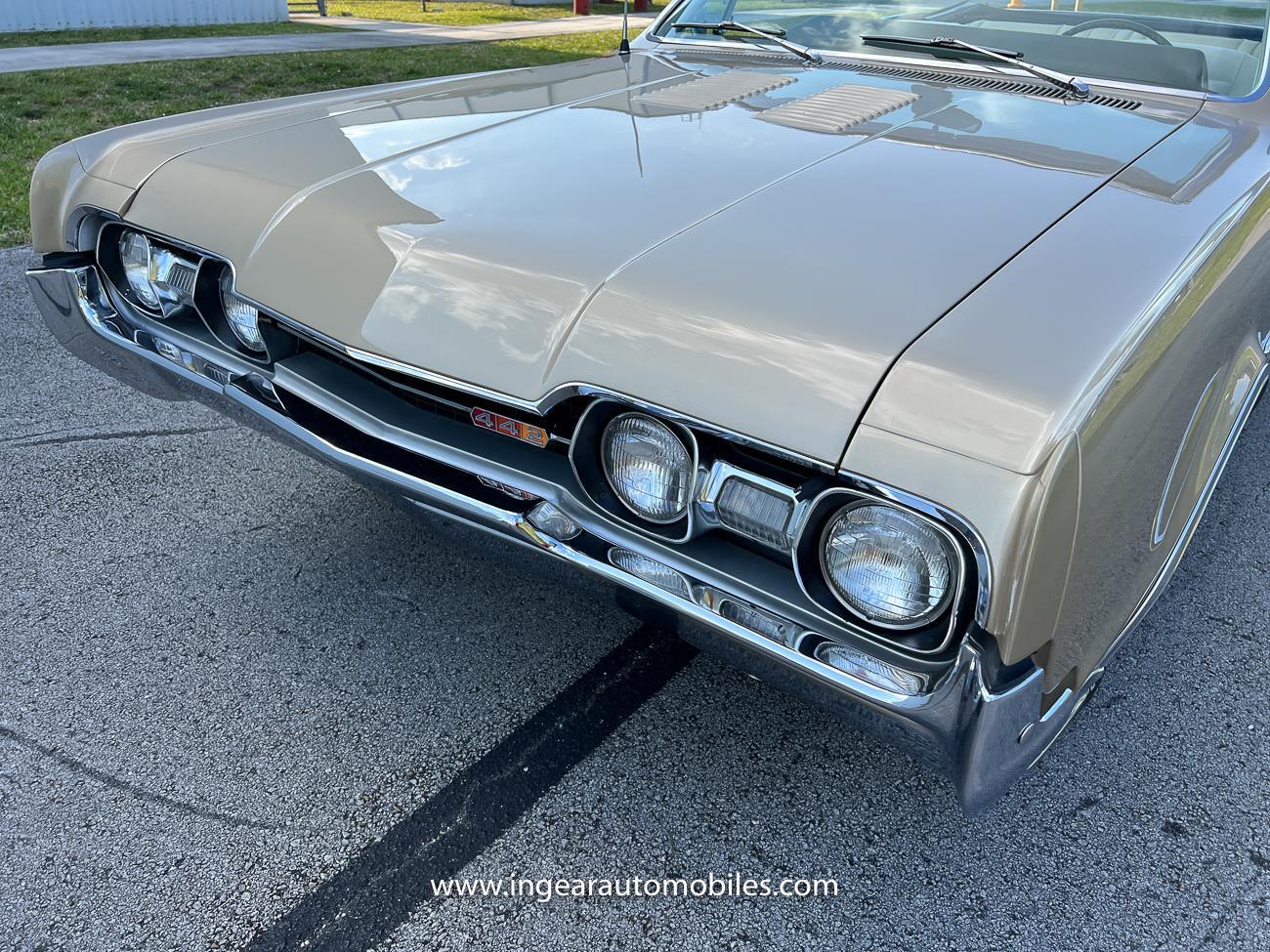 Oldsmobile-Cutlass-1967-Convertible-18