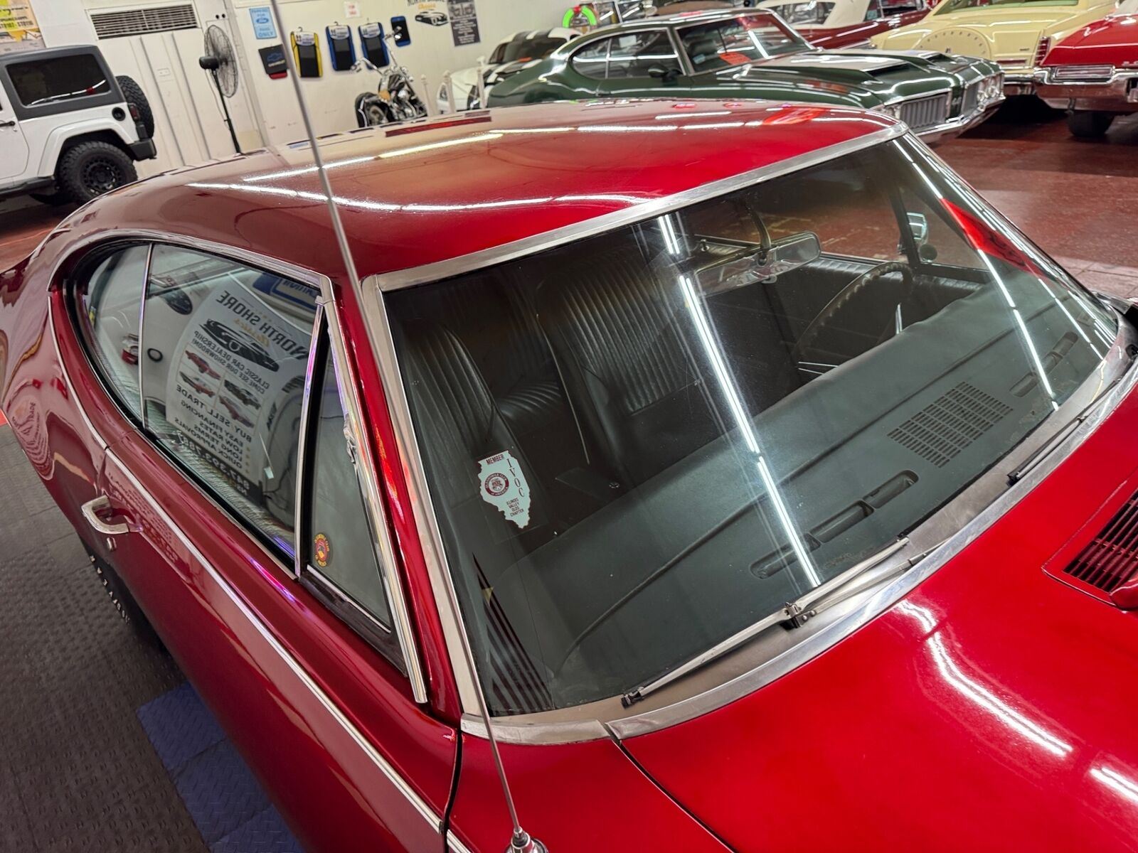 Oldsmobile-Cutlass-1968-2-Door-10