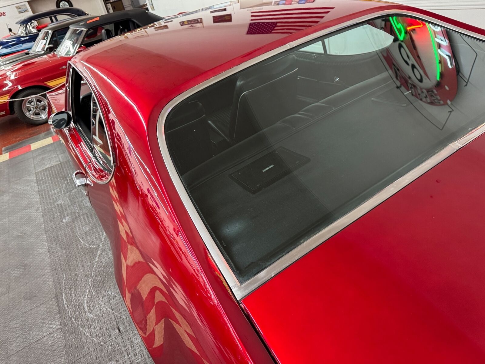Oldsmobile-Cutlass-1968-2-Door-13