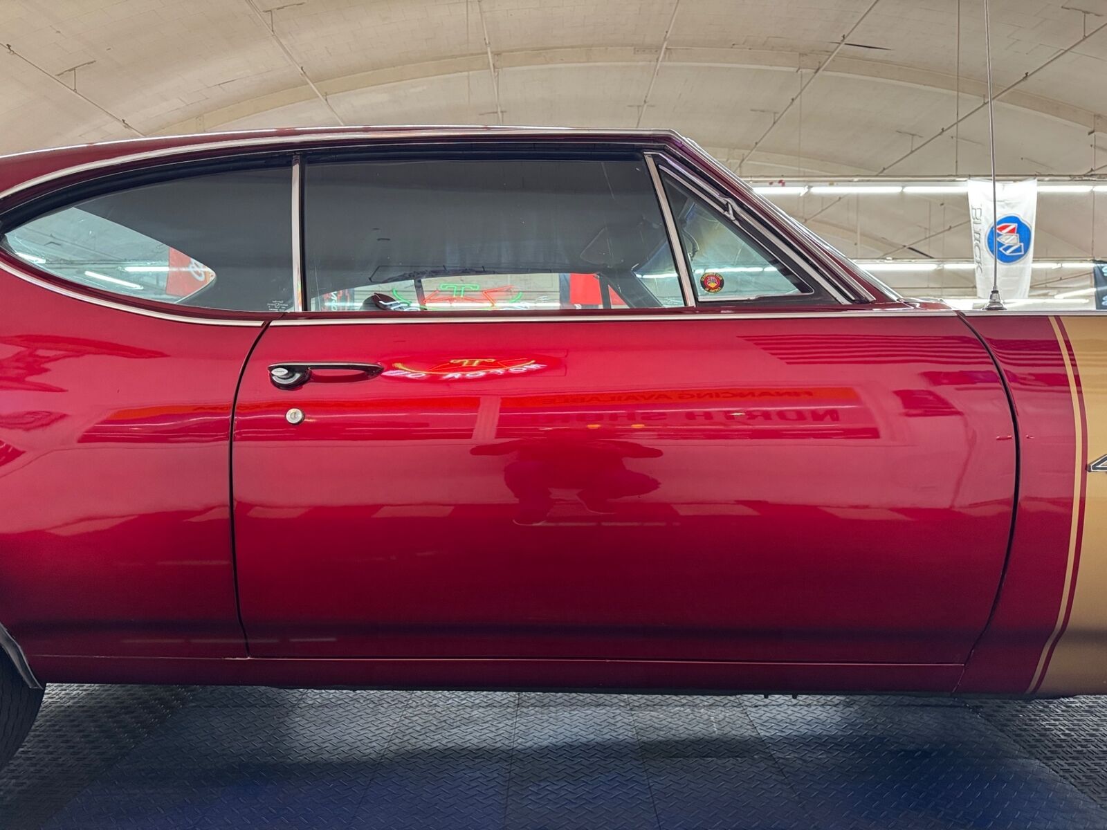 Oldsmobile-Cutlass-1968-2-Door-24
