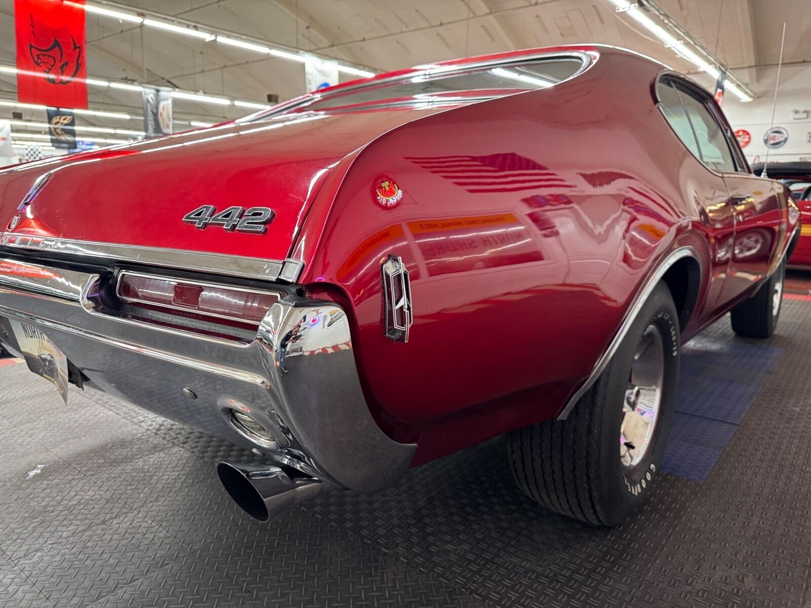 Oldsmobile-Cutlass-1968-2-Door-26