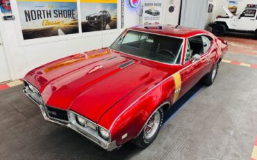 Oldsmobile-Cutlass-1968-2-Door-27