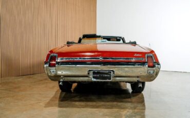 Oldsmobile-Cutlass-1969-Classic-Car-12