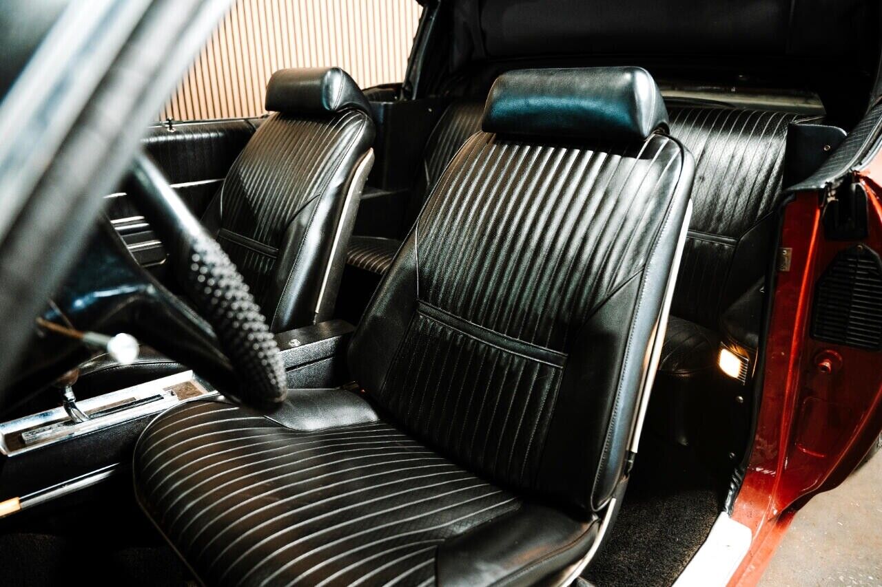 Oldsmobile-Cutlass-1969-Classic-Car-16
