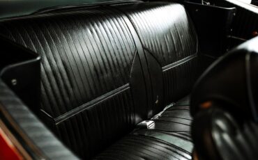 Oldsmobile-Cutlass-1969-Classic-Car-23
