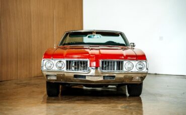 Oldsmobile-Cutlass-1969-Classic-Car-25