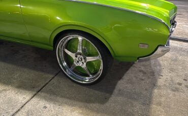 Oldsmobile-Cutlass-1969-Convertible-1