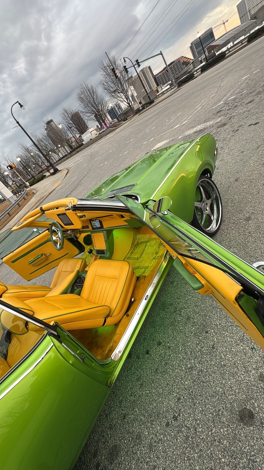 Oldsmobile-Cutlass-1969-Convertible-2