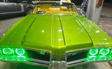 Oldsmobile-Cutlass-1969-Convertible