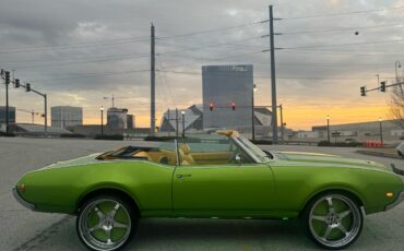 Oldsmobile-Cutlass-1969-Convertible-4