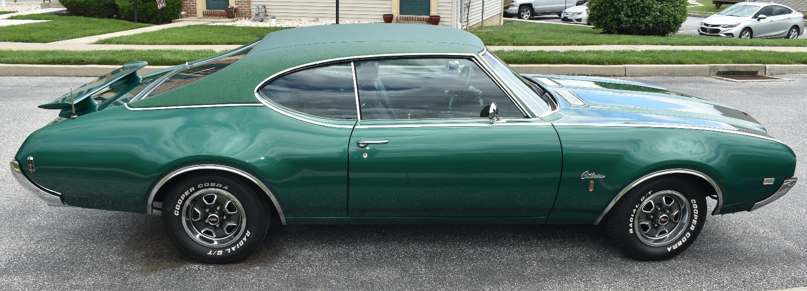 Oldsmobile-Cutlass-1969-Coupe-10