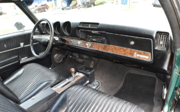 Oldsmobile-Cutlass-1969-Coupe-24