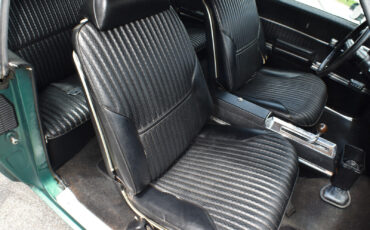 Oldsmobile-Cutlass-1969-Coupe-26