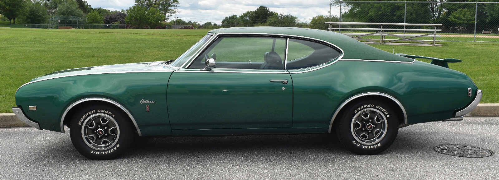 Oldsmobile-Cutlass-1969-Coupe-4