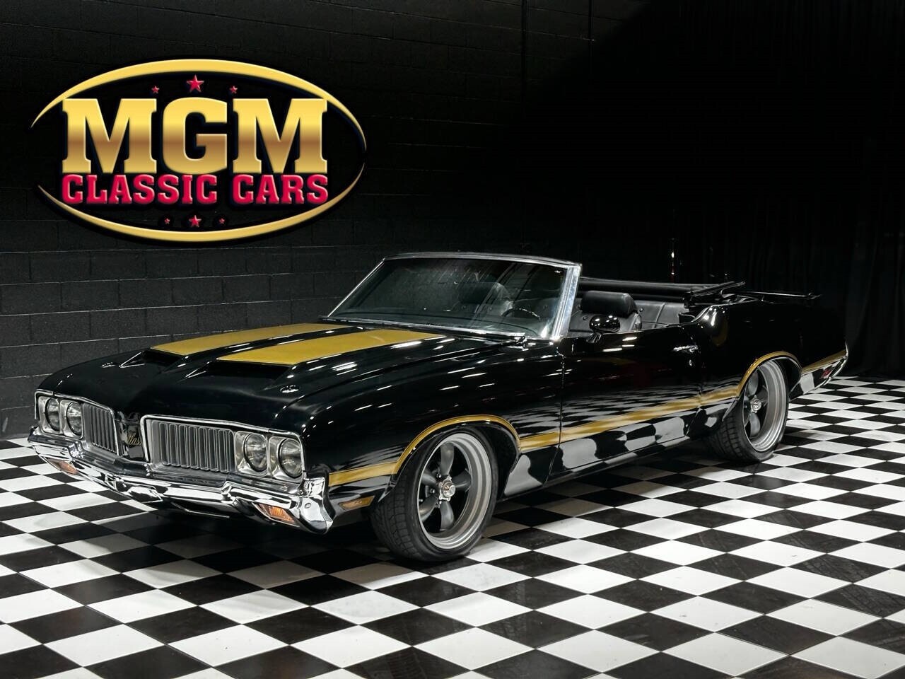 Oldsmobile-Cutlass-1970-Convertible-1