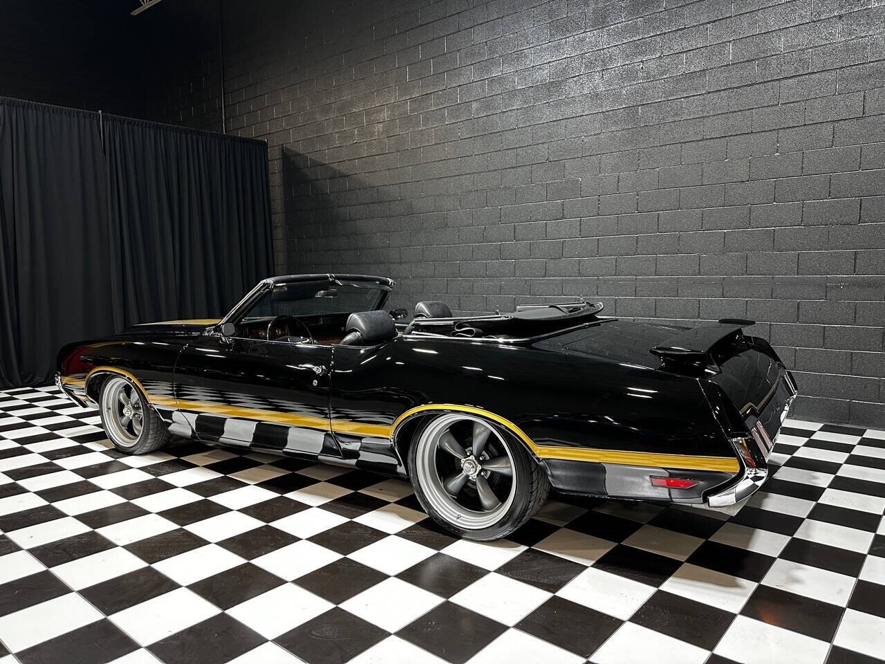 Oldsmobile-Cutlass-1970-Convertible-19