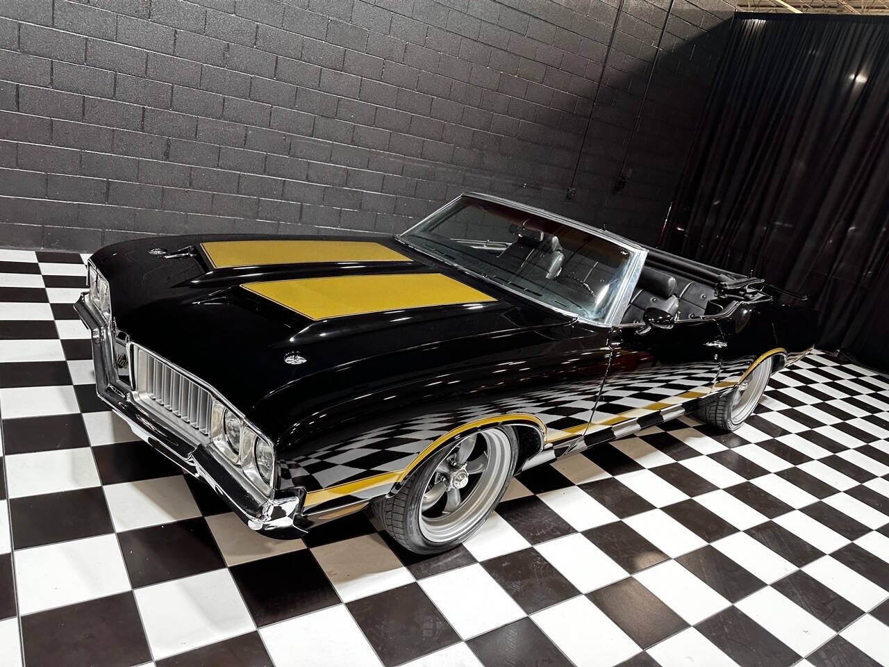 Oldsmobile-Cutlass-1970-Convertible-21