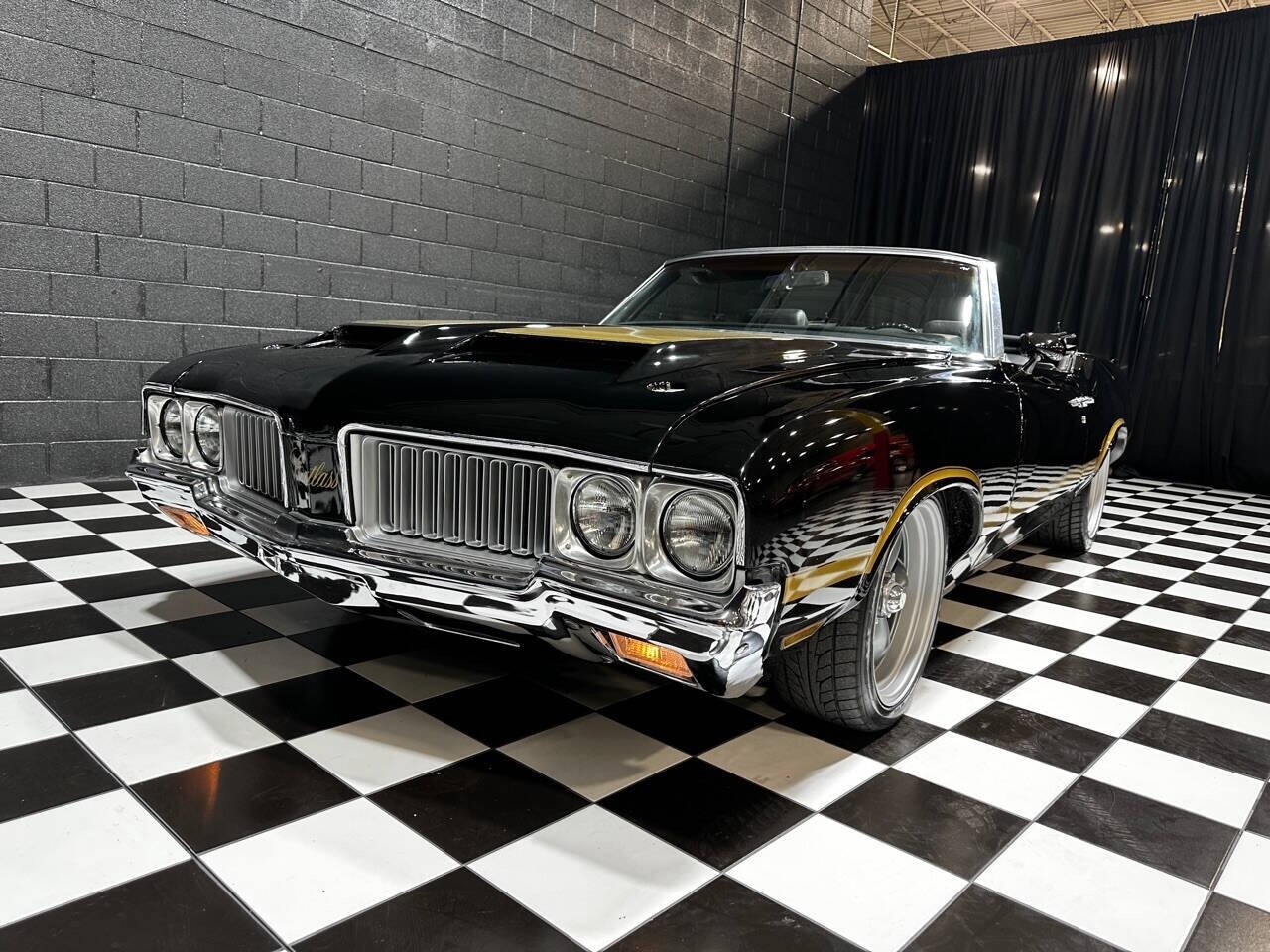 Oldsmobile-Cutlass-1970-Convertible-24