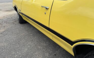 Oldsmobile-Cutlass-1972-Convertible-11