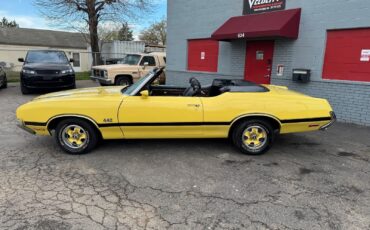 Oldsmobile-Cutlass-1972-Convertible-2