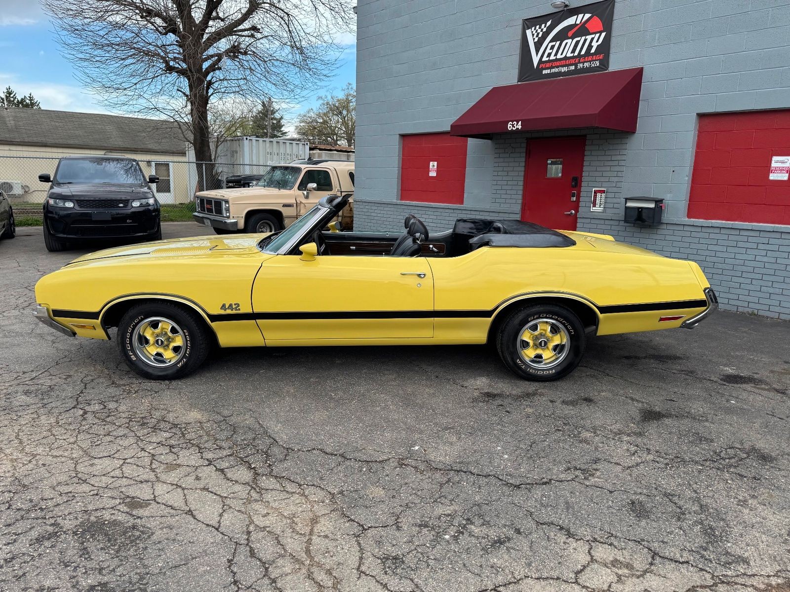 Oldsmobile-Cutlass-1972-Convertible-2