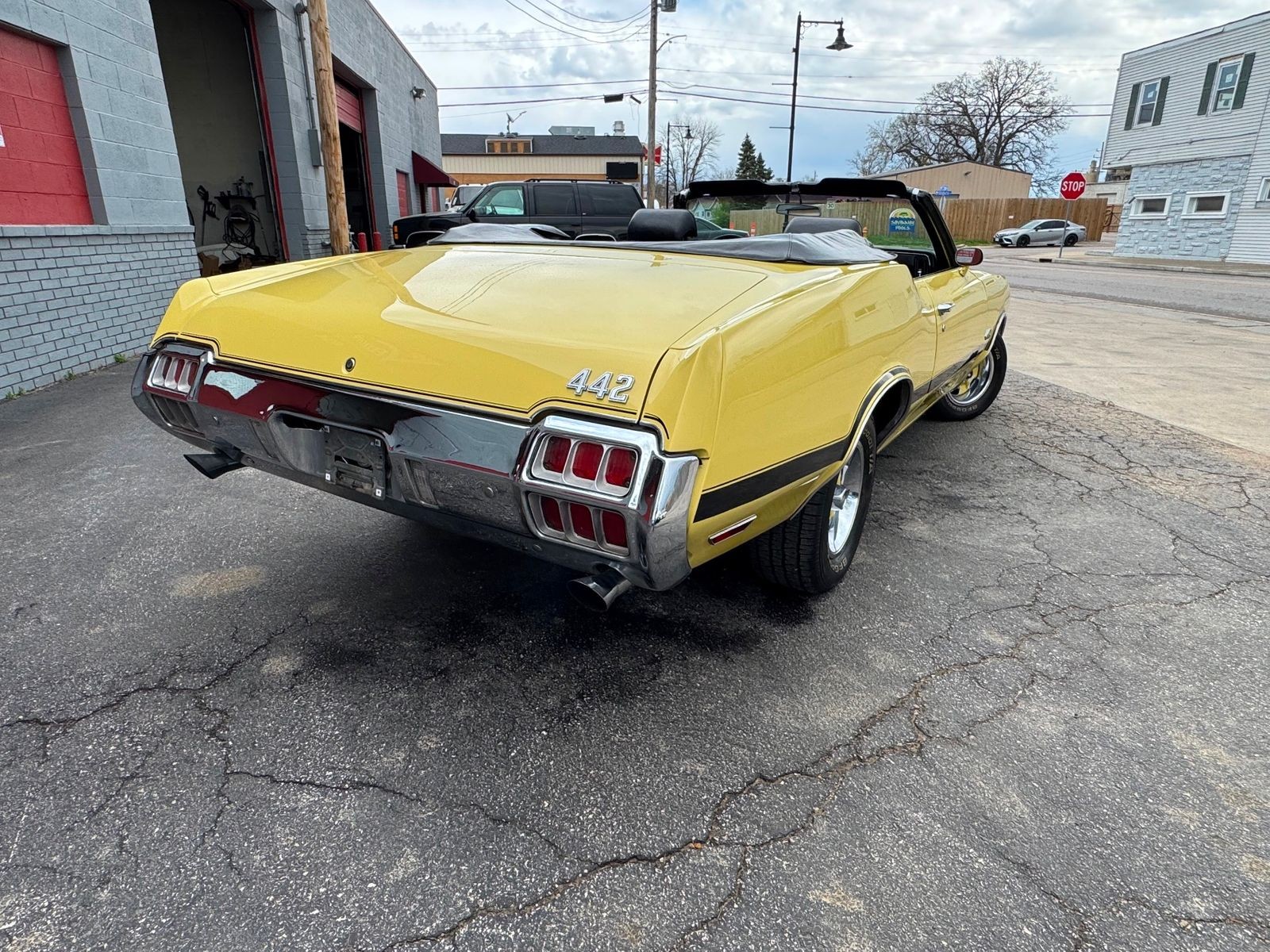 Oldsmobile-Cutlass-1972-Convertible-9
