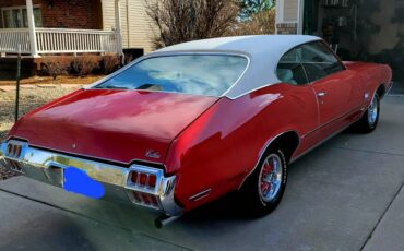Oldsmobile-Cutlass-1972-red-1