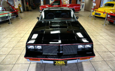 Oldsmobile-Cutlass-1983-Classic-Car-14