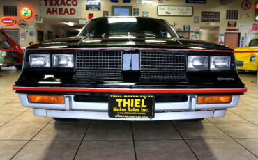 Oldsmobile-Cutlass-1983-Classic-Car-15