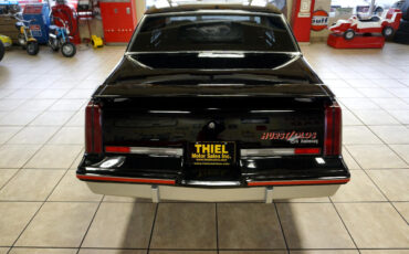Oldsmobile-Cutlass-1983-Classic-Car-6