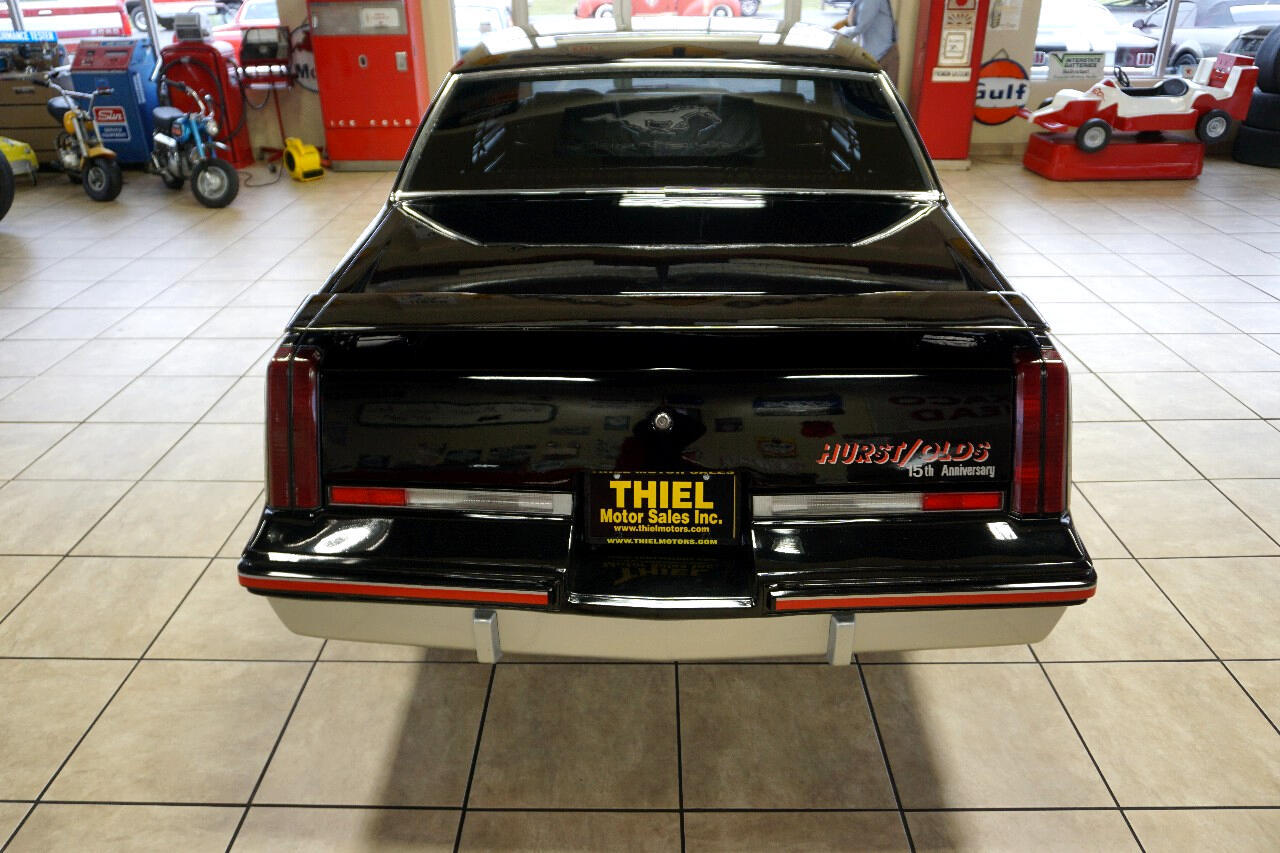 Oldsmobile-Cutlass-1983-Classic-Car-6